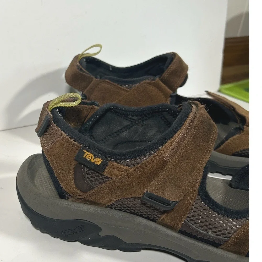 Teva Hudson Mens Brown Suede Leather Hiking Sport Sandals Size 12 1127852